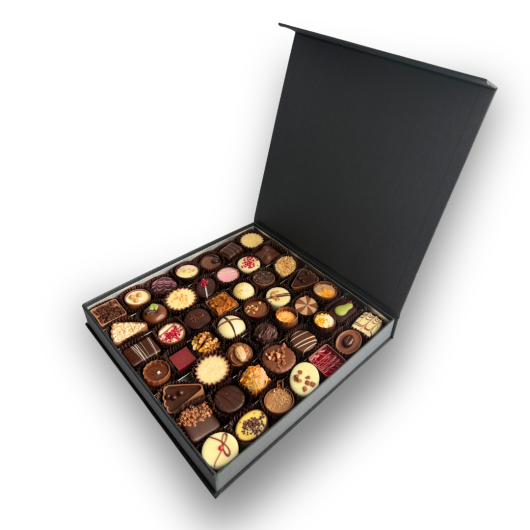 Bombonijera EXCLUSIVE XL - 49 pralina magnet 780g